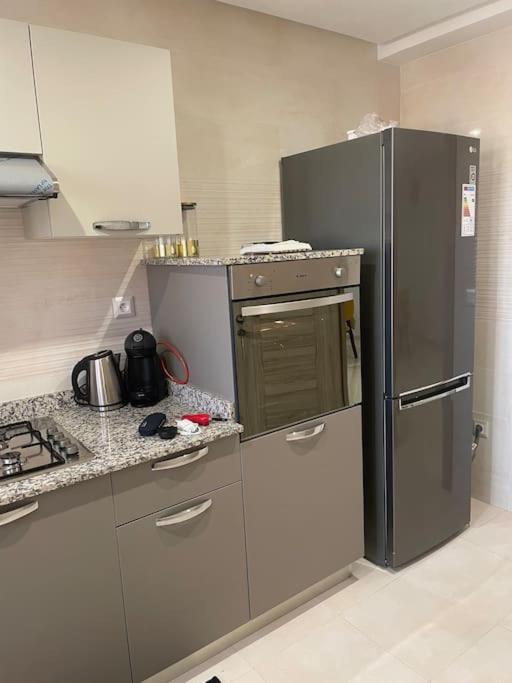 Experience De Luxe Ultime / Parking / Restaurant / Cafe / Carrefour Apartment Oujda Exterior foto